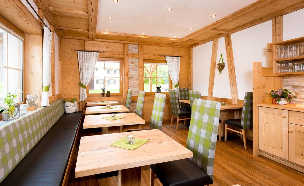 Tyroler Hof Hotel Graen Exterior photo